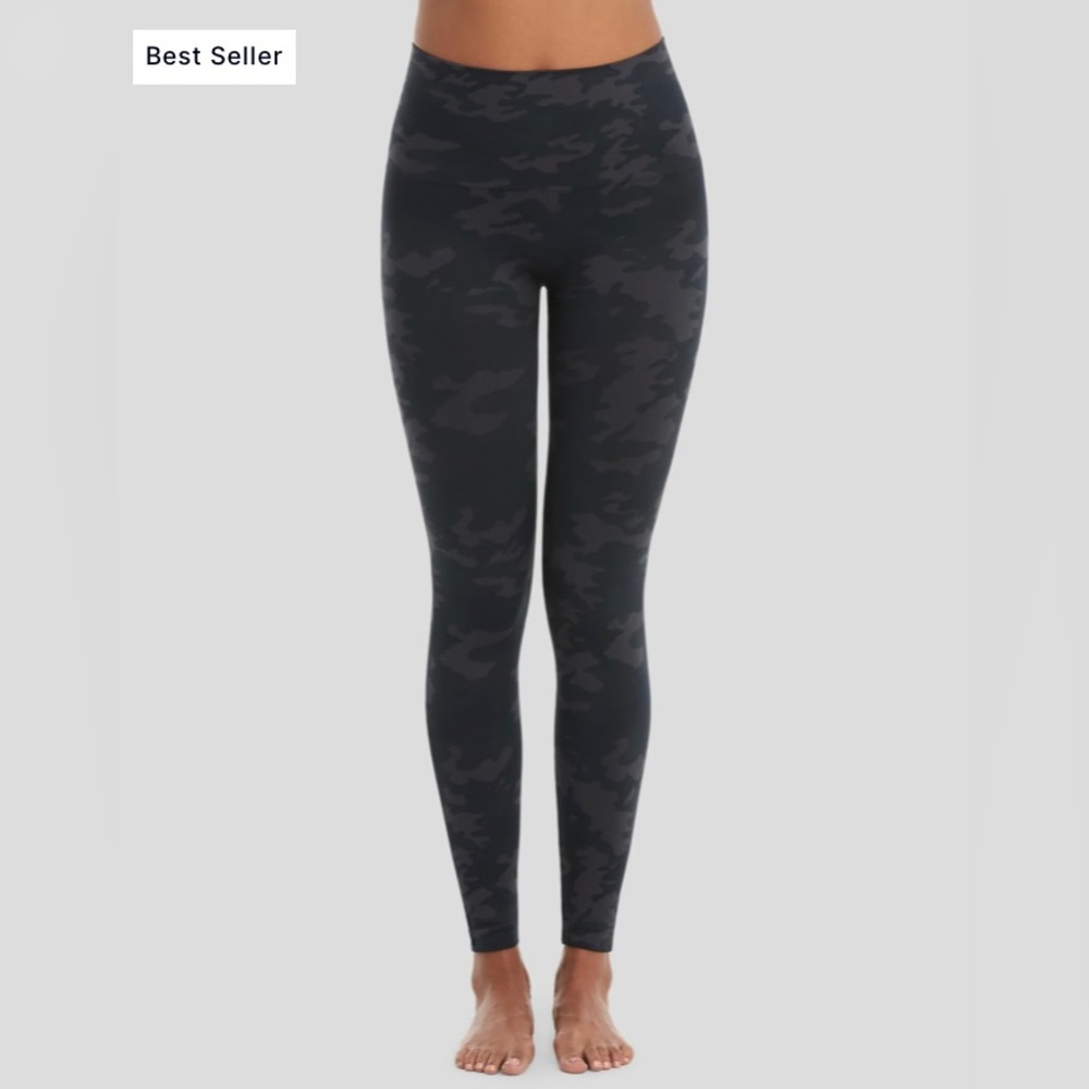 Spanx Look At Me Now Seamless Camo Leggings